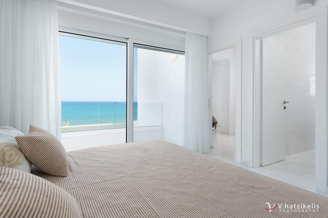 Maria & Nada Beachfront * קולימביה